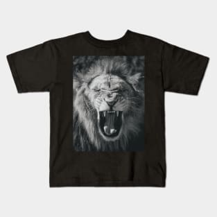 Beautiful lion Kids T-Shirt